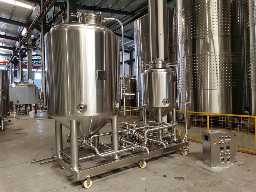 Yeast Propagation System, brewery, yeast collecting tank, beer fermenter, beer fermentation tank, fermentor, yeast propagation tank,microbrewery,commercial brewery, wort fermenting